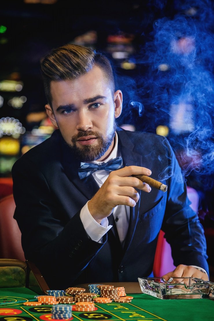 Antarmuka sang hoki menampilkan kategori permainan slot, live dealer, dan sportsbook